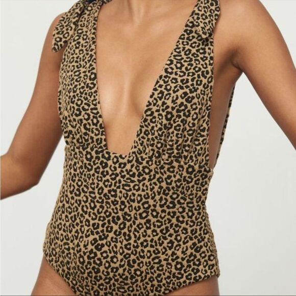 Mara Hoffman Other - DAPHNE ONE-PIECE in BLACK SAGE ✨✨✨